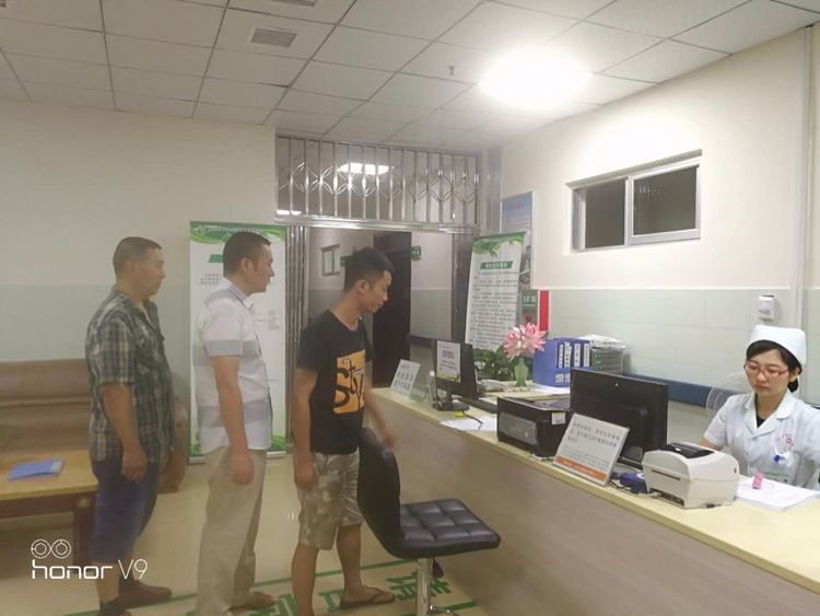 懷化(huà)保安,懷化(huà)押運,懷化(huà)聯網報(bào)警,懷化(huà)市(shì)保安,懷化(huà)市(shì)保安公司